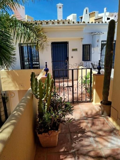 Casita Junto Al Mar En El Puerto De Cabopino Villa Marbella Ngoại thất bức ảnh